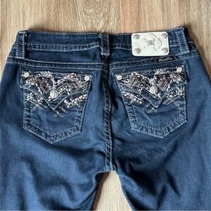 $108 Buckle Miss Me Jeans "Dark Rhinestones Flaps" Mid-Rise Easy Skinny 29 X 31